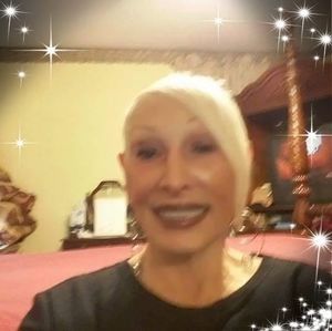 Meet your Posher, Linda